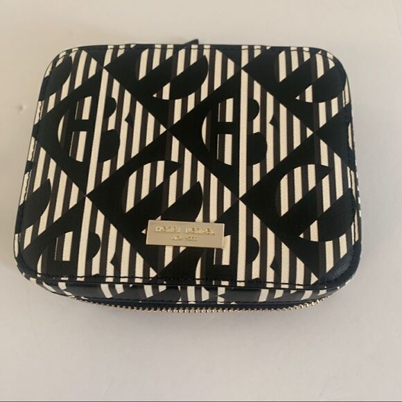 Henri Bendel W 57th Jewelry Case - New - Picture 4 of 13